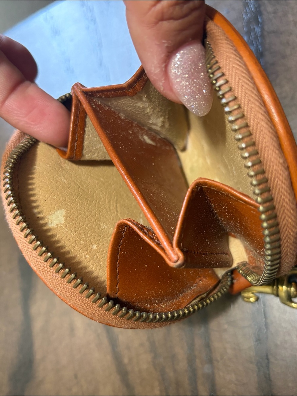 Dooney & Bourke Big Duck Vintage AWL Coin Purse - Picture 7 of 7